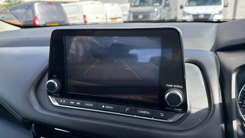 Nissan Qashqai 1.3 DiG-T MH 158 Acenta Premium 5dr Xtronic Petrol Hatchback